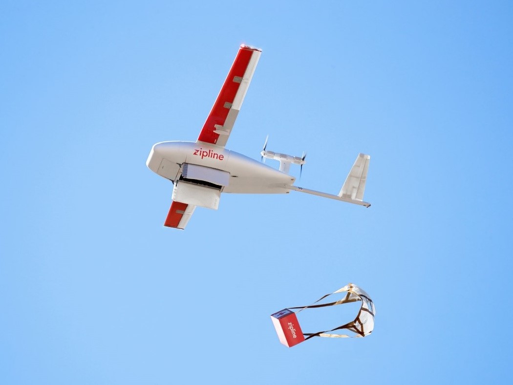 « Uber for blood » – comment les drones de Zipline révolutionnent un pays