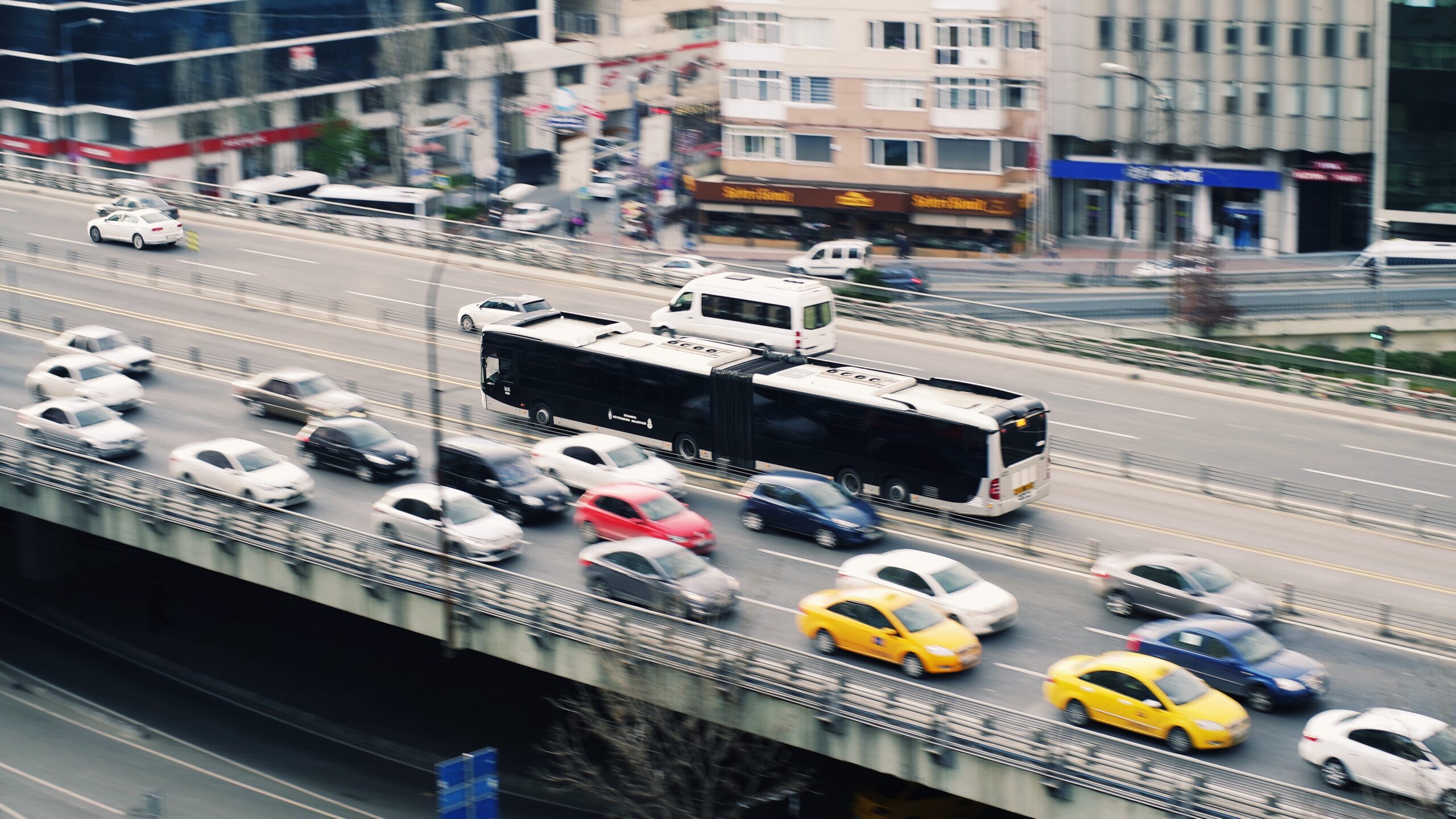 Transports publics, qui doit vraiment payer ? [Conférence Le Monde Cities du 08/06/23]
